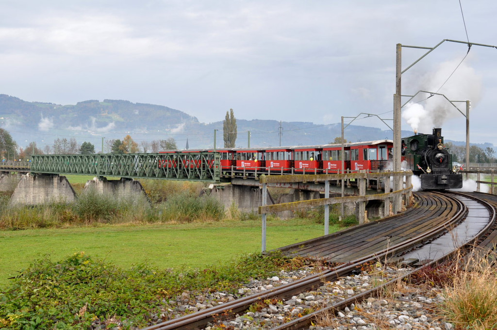 Rheinbaehle042.JPG