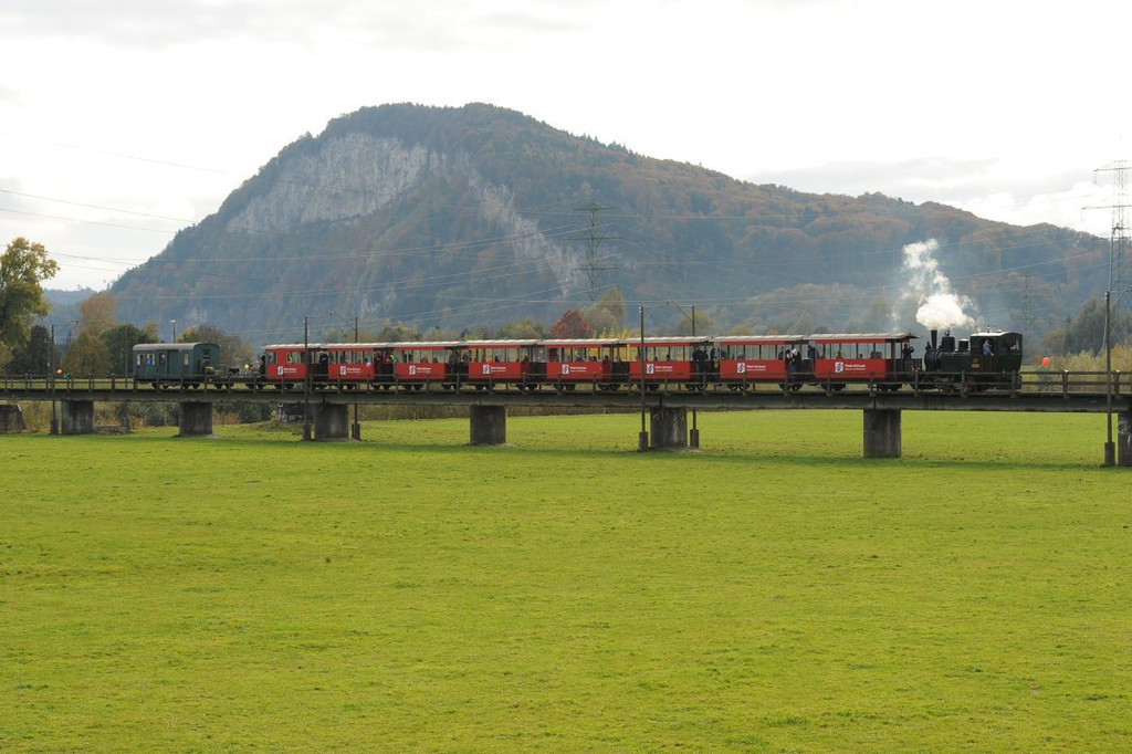 Rheinbaehle135.JPG