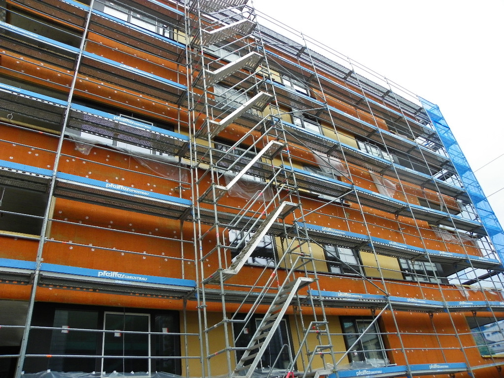 112_8819_JPG-1319730106