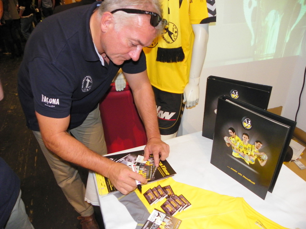 112_9979_JPG-1319782154