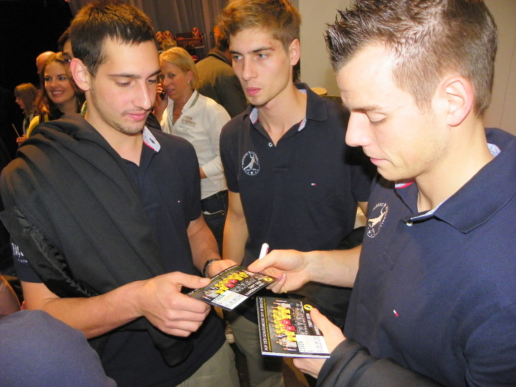 112_9978_JPG-1319782146