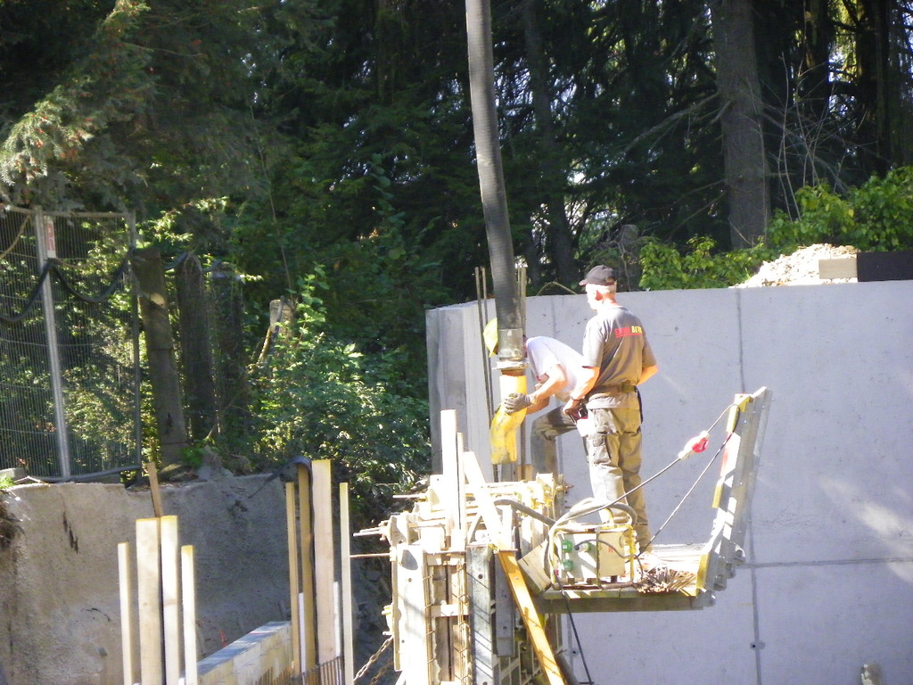 112_8218_JPG-1319784631