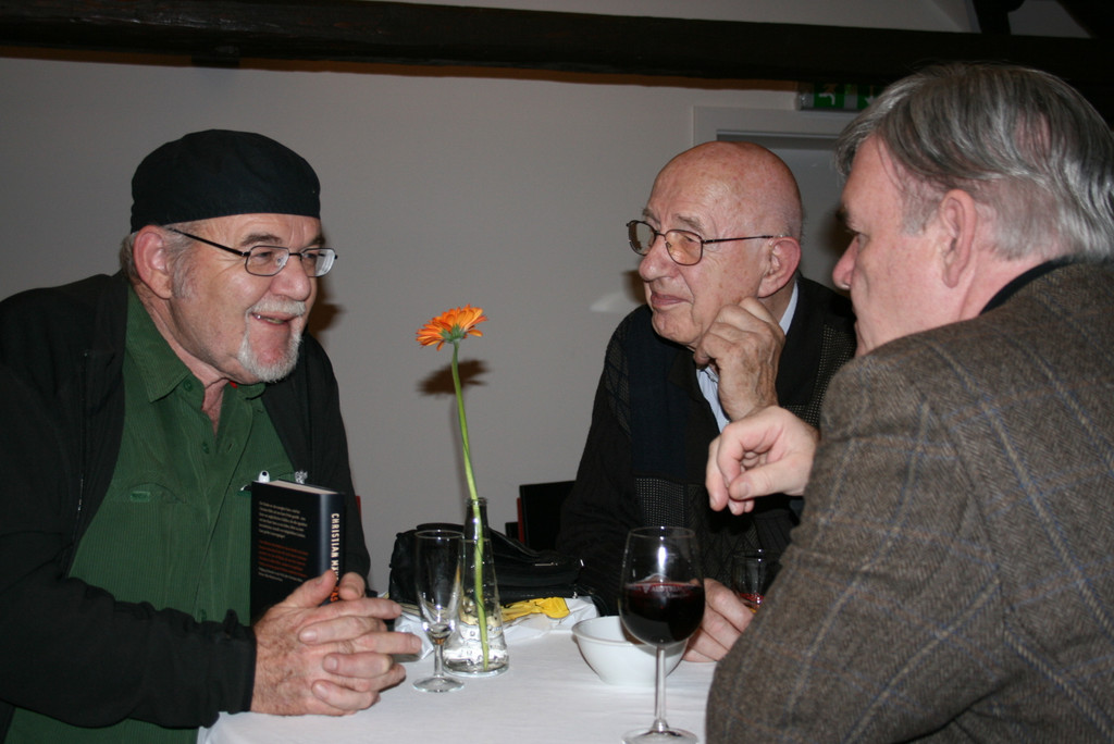 IMG_0111_JPG-1319890137