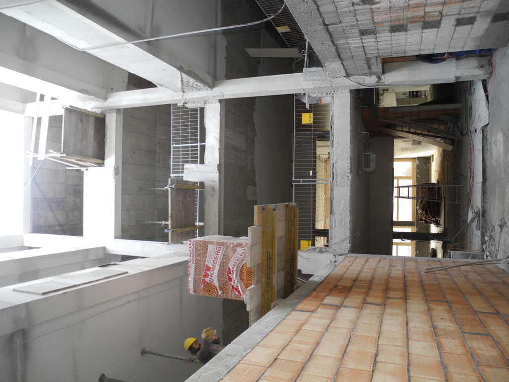 DSCN0571_JPG-1320046623