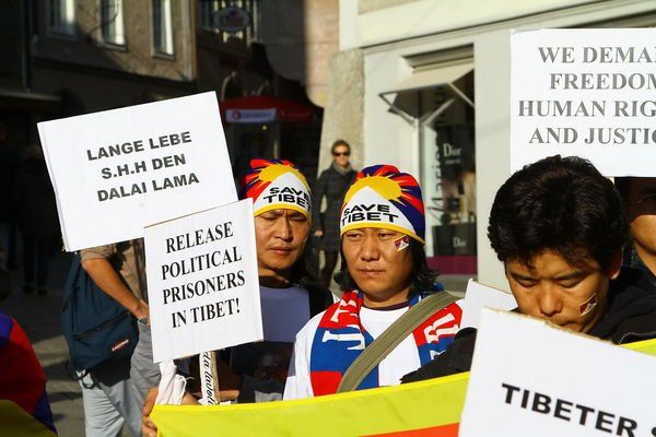 normal_31102011fmt_tibetdemo_ta_009.JPG