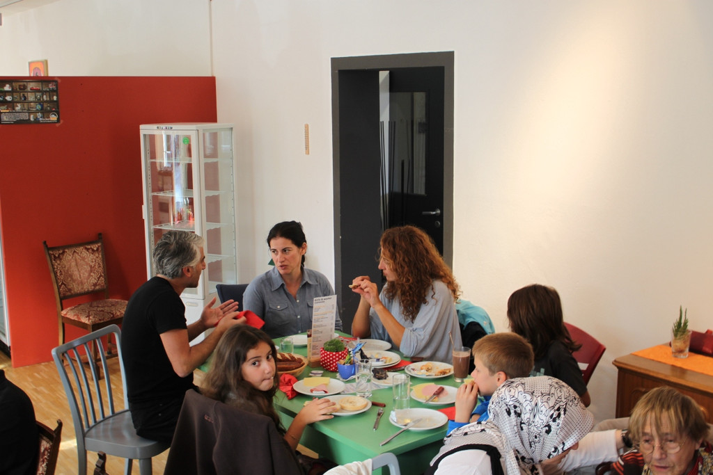 Sprachencafe START 2011 _3__jpg-1320140895