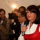 ChinResidenz01111103.jpg