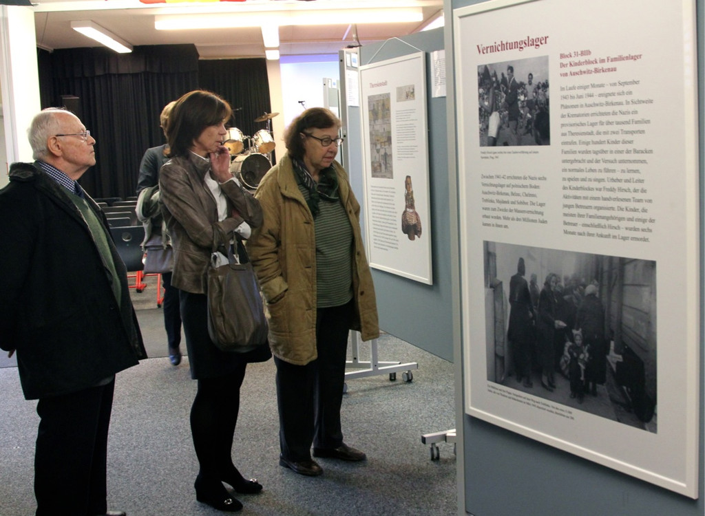 BK_No Childs Play 11_jpg-1320271238