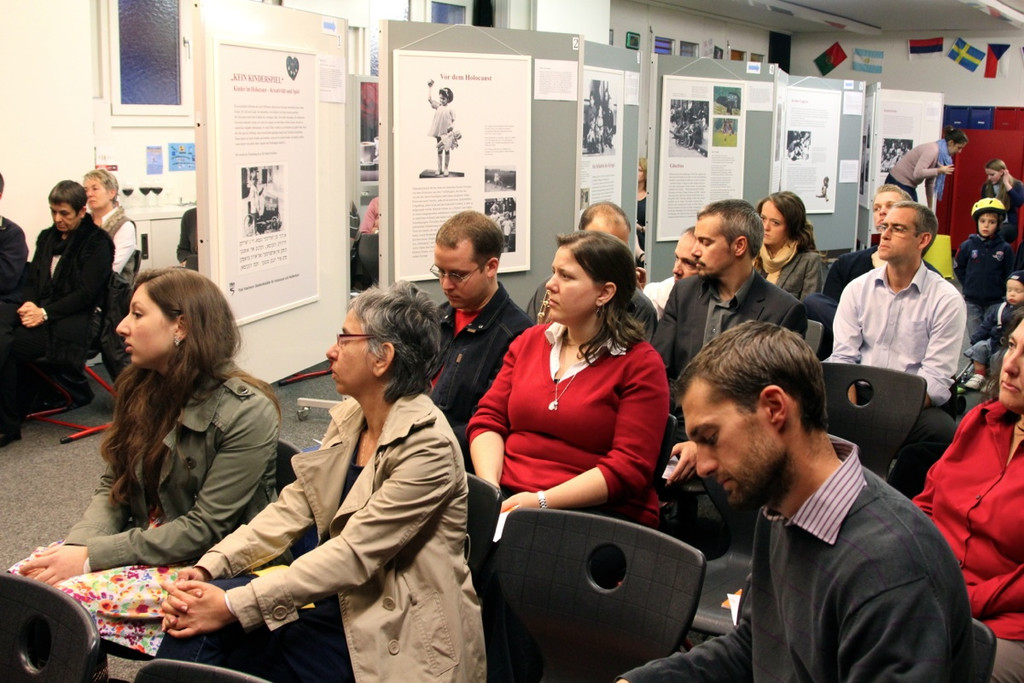 BK_No Childs Play 24_jpg-1320271289