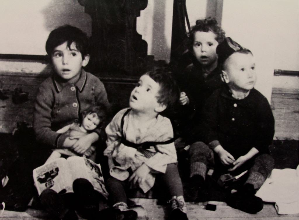 BK_No Childs Play 39_jpg-1320271326