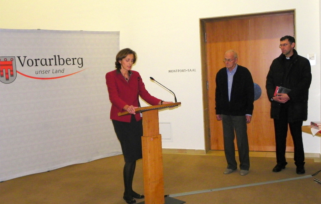 113_0728_JPG-1320454532