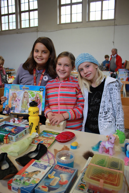 Flohmarkt KINDER EV 2011 _15__jpg-1320522662