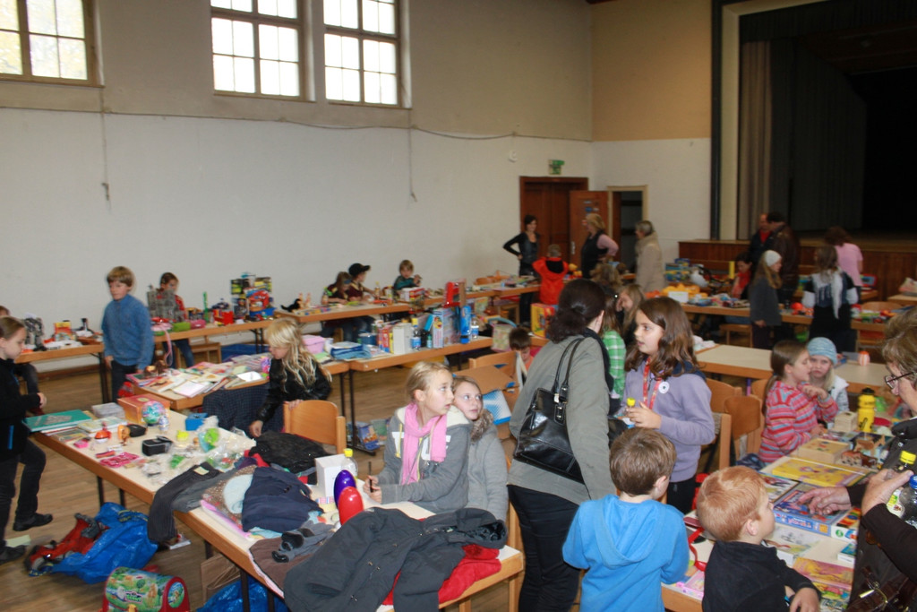 Flohmarkt KINDER EV 2011 _18__jpg-1320522674