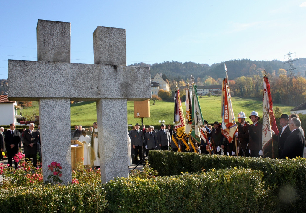 Seelensonntag Kriegerehrung 2011 _32__jpg-1320594759