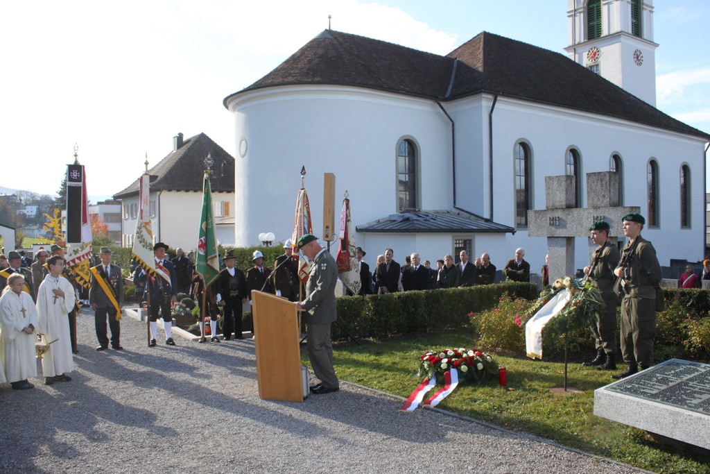 Seelensonntag Kriegerehrung 2011 _2__jpg-1320594575
