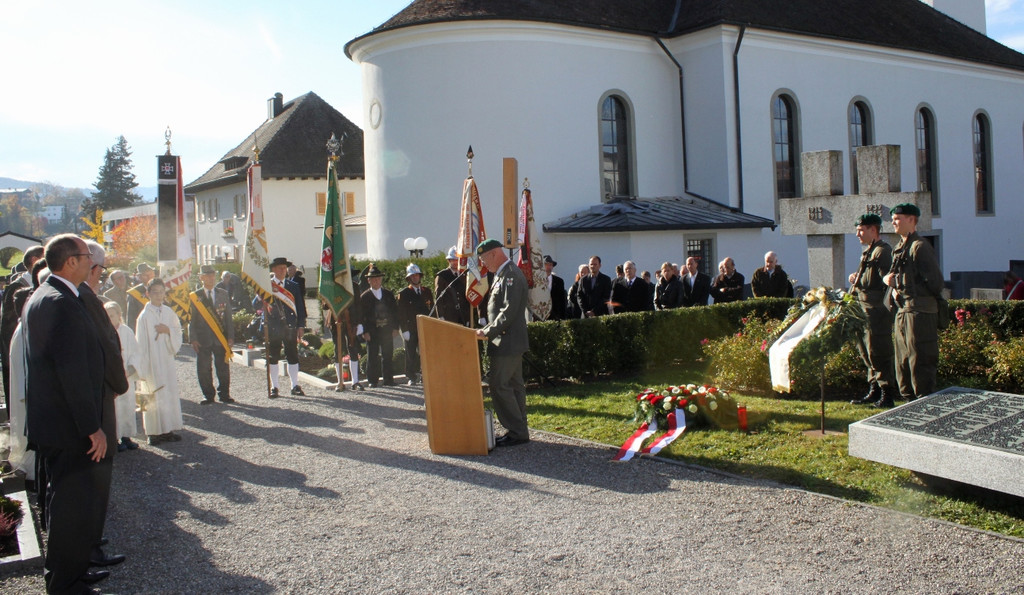 Seelensonntag Kriegerehrung 2011 _38__jpg-1320594857