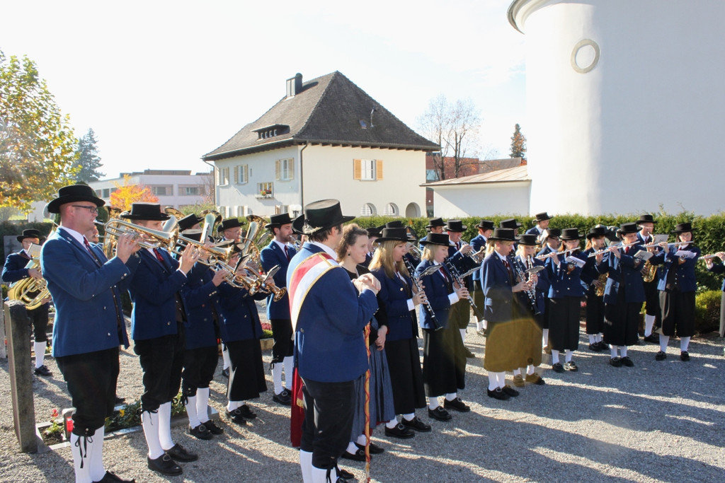 Seelensonntag Kriegerehrung 2011 _9__jpg-1320594617