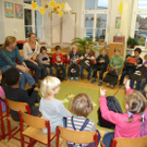 Weitere Bilder von der Verteilung der Schüler-Startpakete