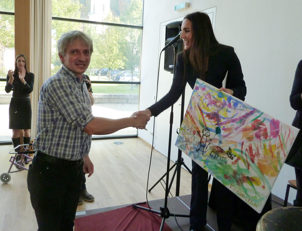 Max17_jpg-1320623884