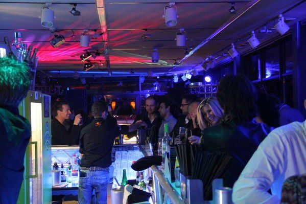 normal_06112011fmt_aftergastparty_fm_10.jpg