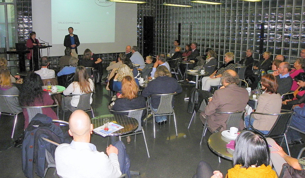 113_0357_JPG-1320707807