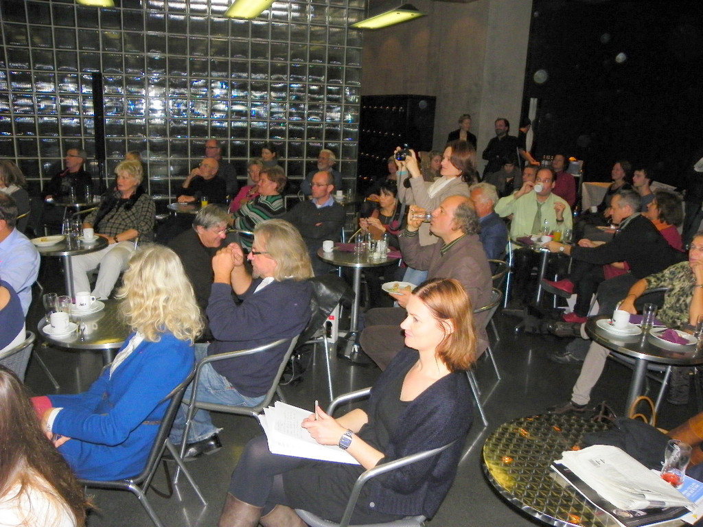 113_0360_JPG-1320707838