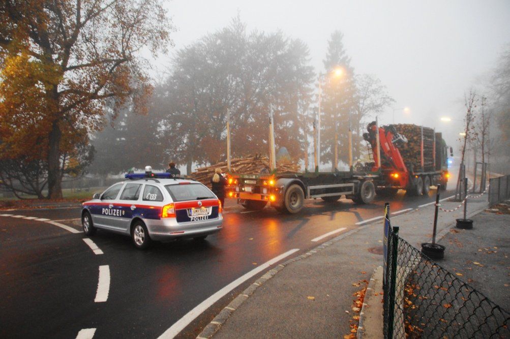 09112011vumitholztransporterspaktivnews_009.JPG
