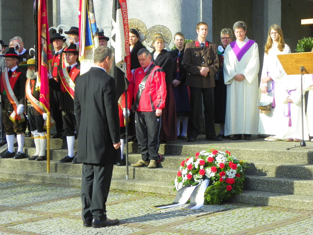 113_1297_JPG-1320968574