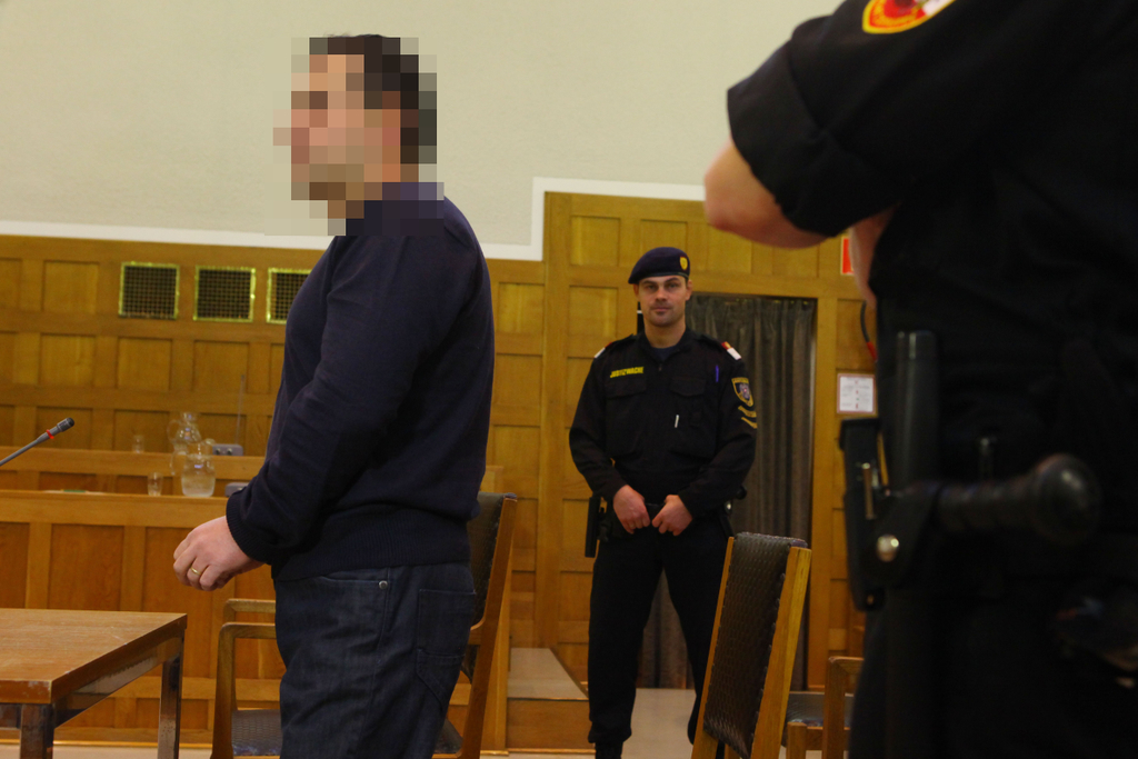 Prozess Mordversuch18.jpg