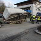 Anhänger in Schwarzach umgekippt 