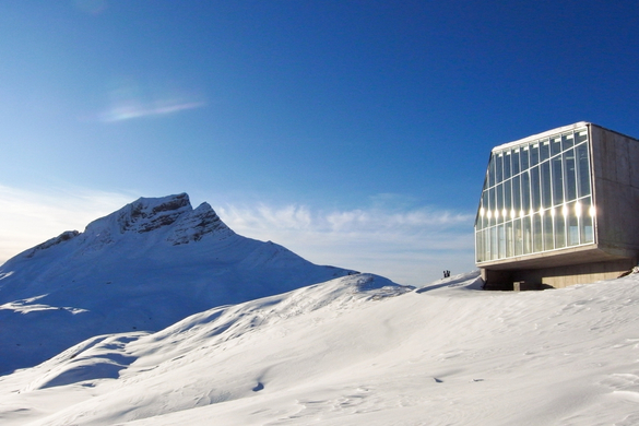 gipfelbahn-bergstation-mittagsspitze.jpg
