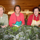 Pfarre Adventkranzbinden 2011 _5__jpg-1321193347