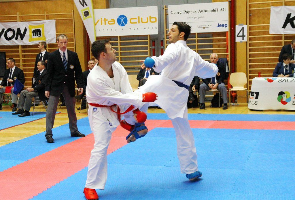 13112011fmt_karate_mw_03.jpg