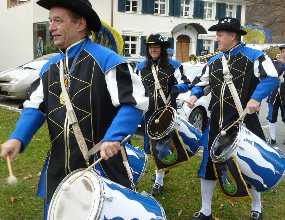 Embs3cFanfarenzug_jpg-1321223185