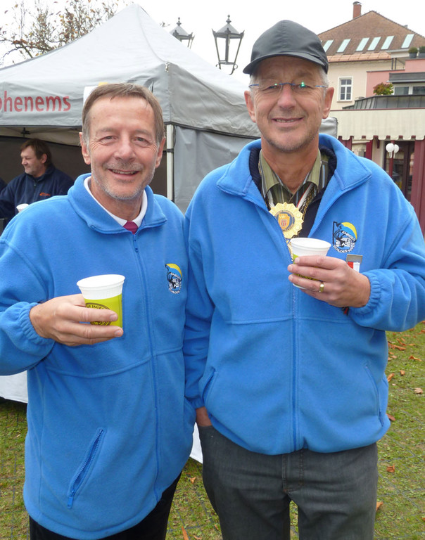 Embs14Holzer__jpg-1321223473