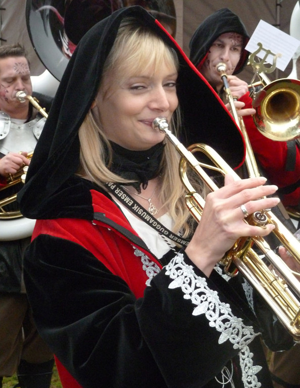 Embs2Palasttaetscher_jpg-1321225052