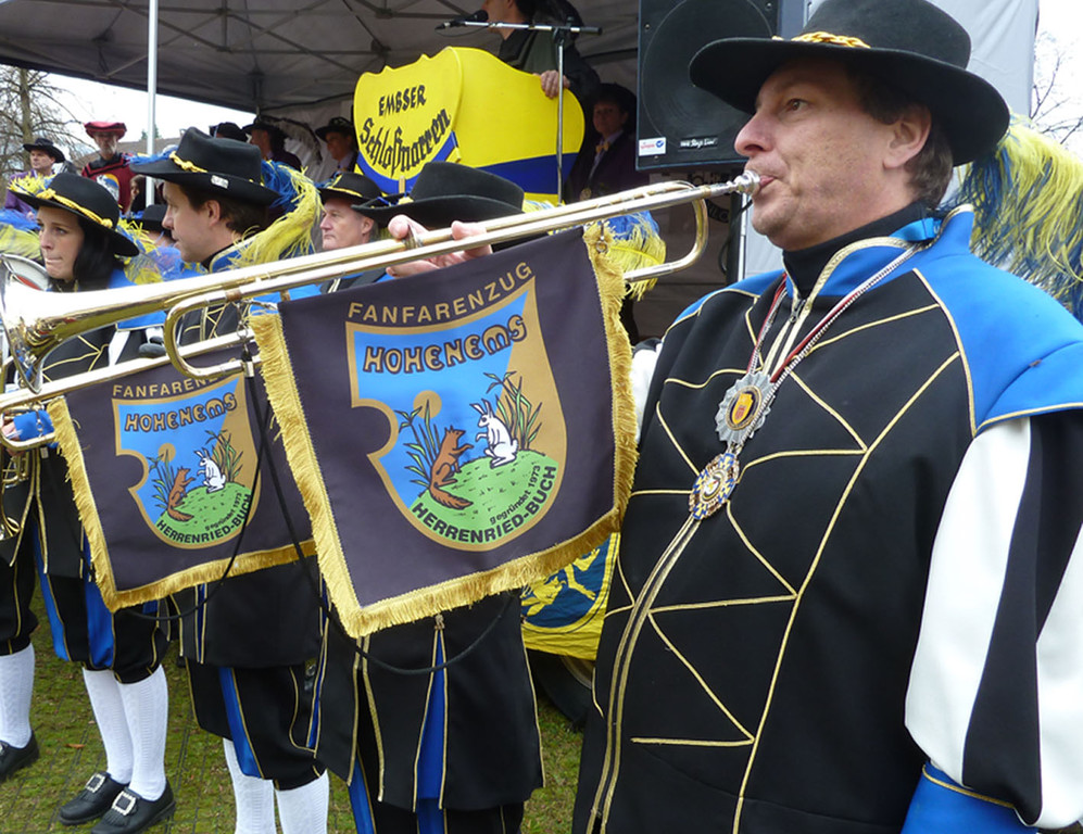 Embs3fFanfaren_jpg-1321225125