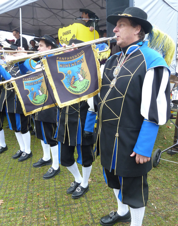 Embs3ffFanfaren_jpg-1321225139