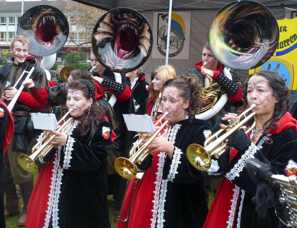 Embs2aPalasttaetscher_jpg-1321226265