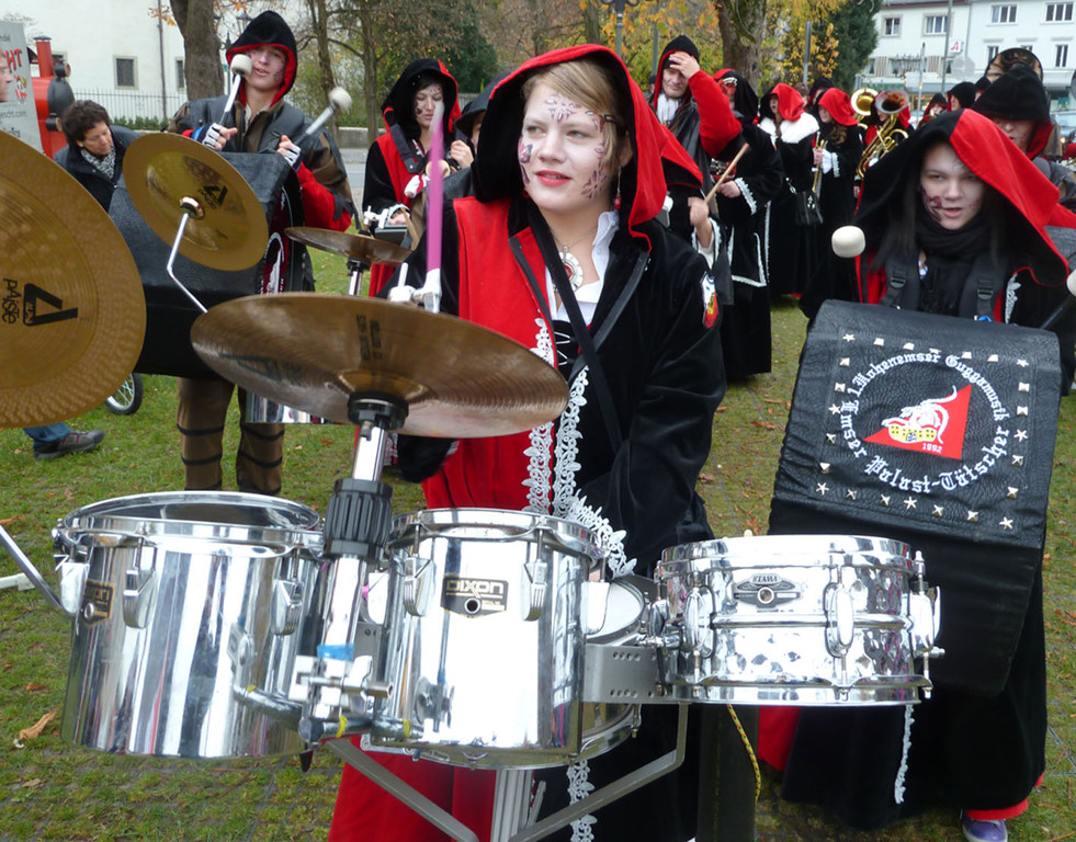 Embs2iPalasttaetscher_jpg-1321226379