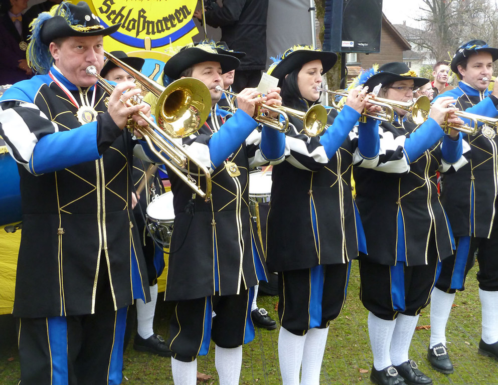 Embs3hhFanfaren_jpg-1321226527