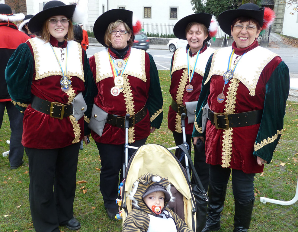 Embs11_jpg-1321226680