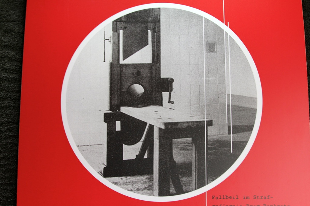 KOE_Carl Lampert Container 6_jpg-1321277511