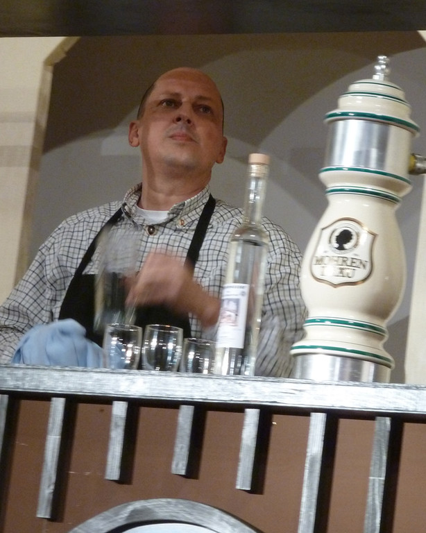 Laien8Didi_jpg-1321283353