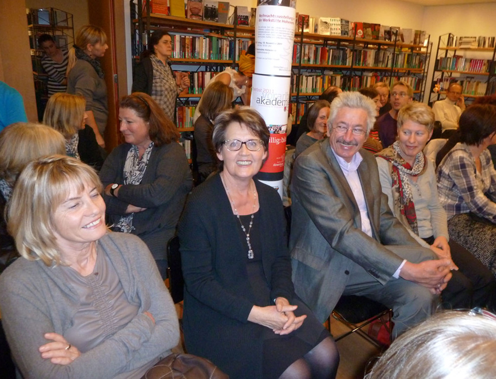 Buch2aSaal_jpg-1321303004