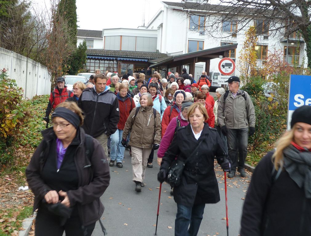 Pilgern1Abmarsch_jpg-1321354397