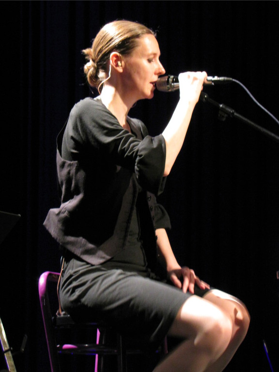 BK_papermoon 4_jpg-1321394328