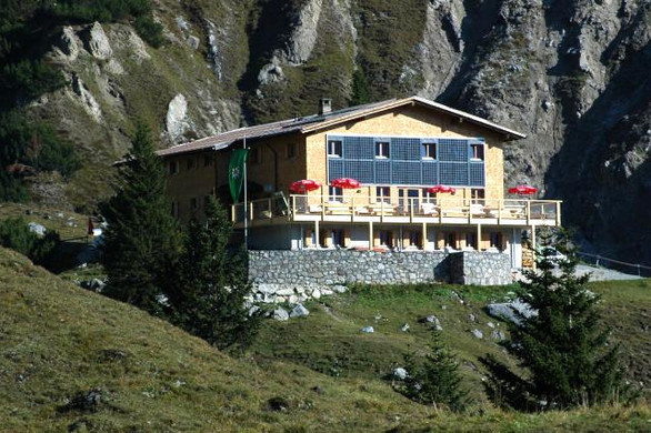 Heinrich Hueter Huette 2008 1.jpg