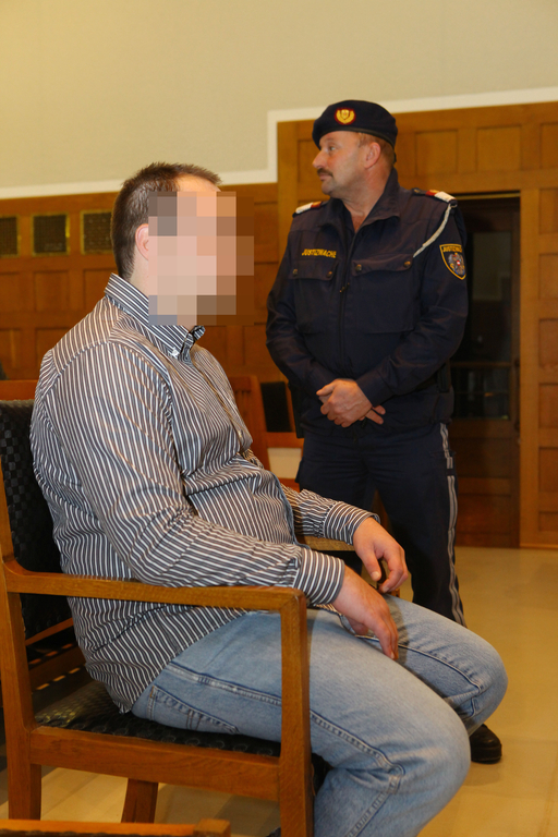 Prozess Mordversuch08.jpg