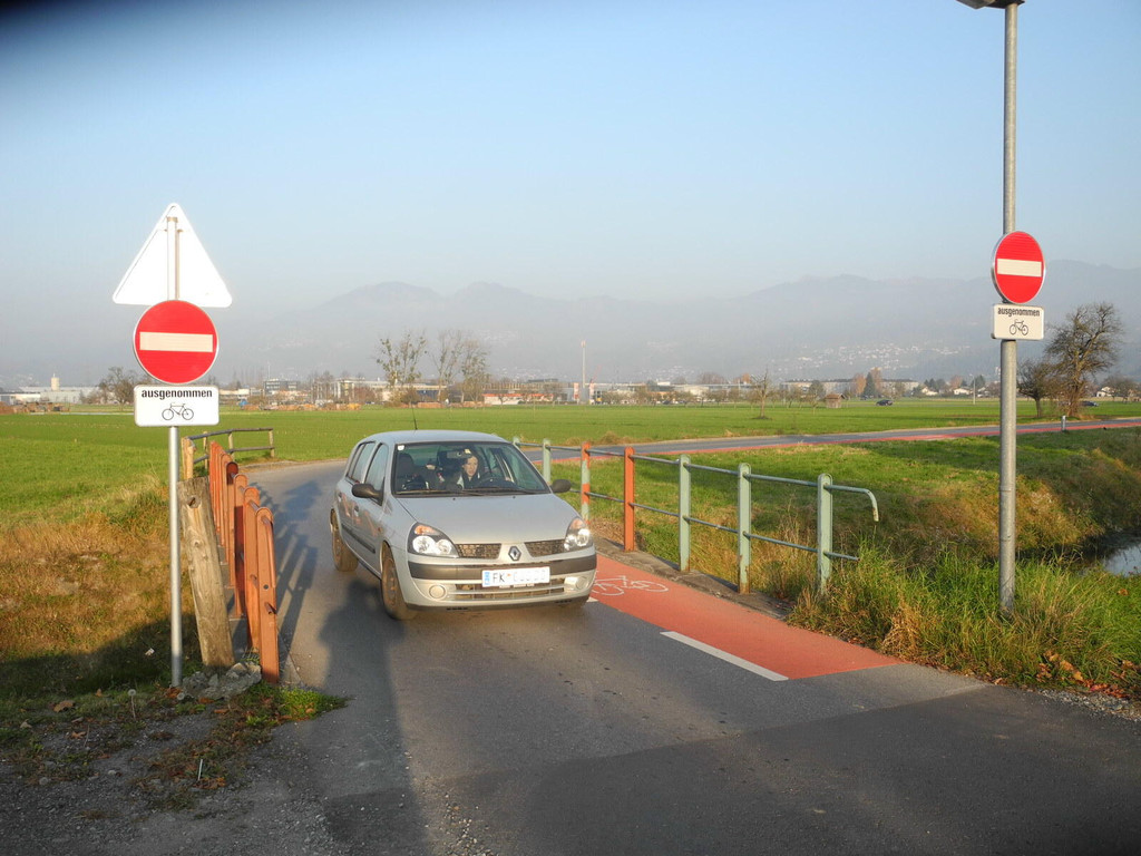 DSCN7666_JPG-1321626250